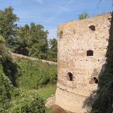 Blick in den Burggraben